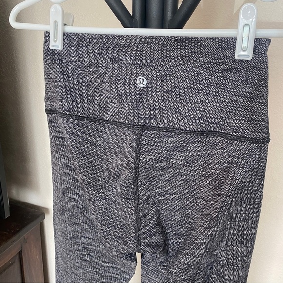 Wunder Under High-Rise Tight 28" - Picture 4 of 7